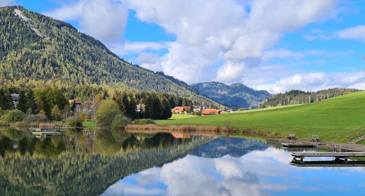Hotel Gasthof Seeblick Zeutschach Buitenkant foto