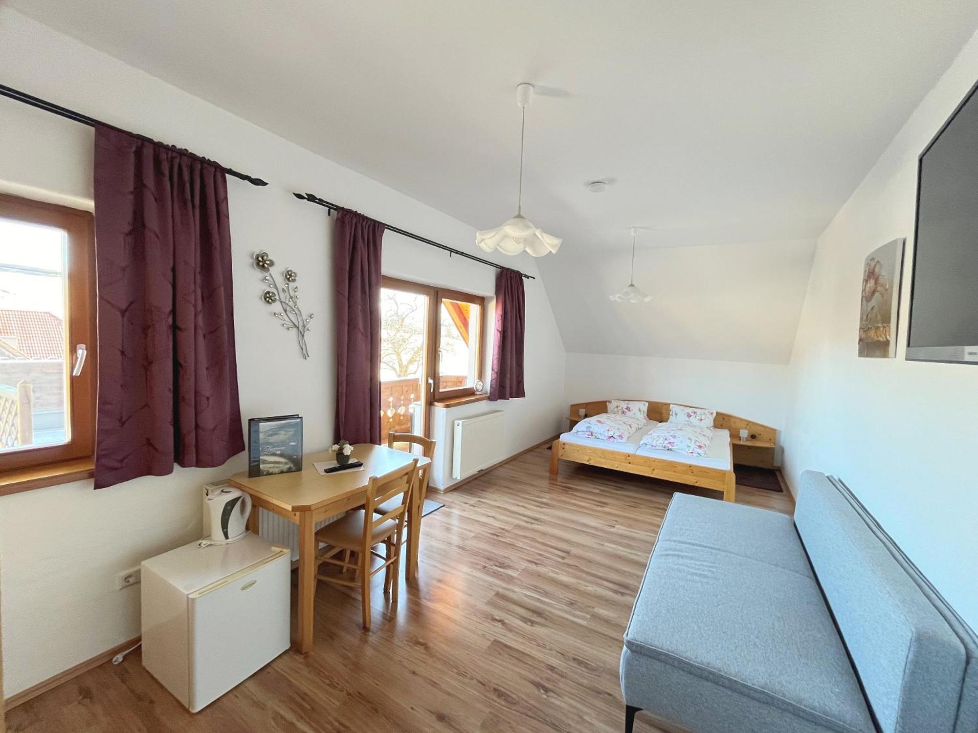 Hotel Gasthof Seeblick Zeutschach Buitenkant foto