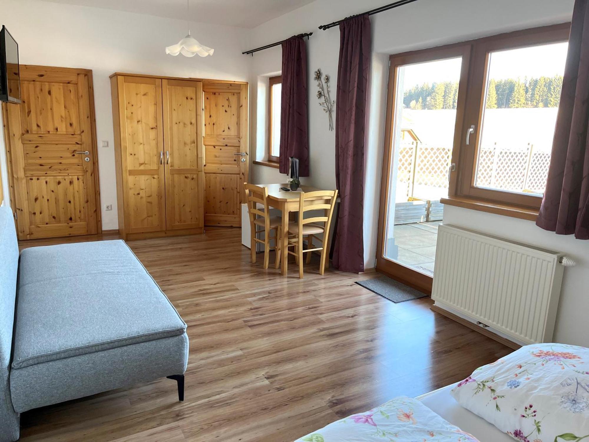 Hotel Gasthof Seeblick Zeutschach Buitenkant foto
