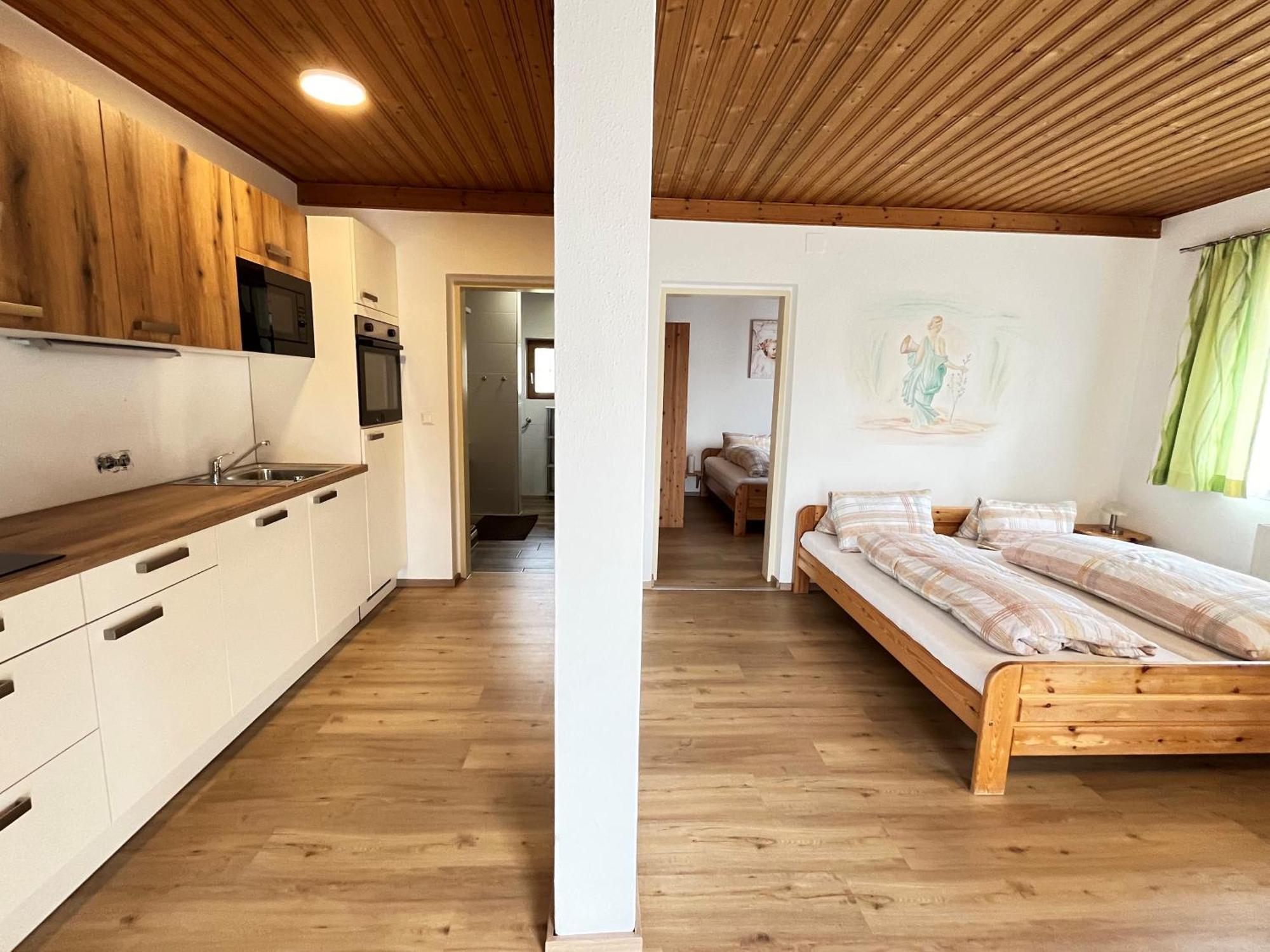 Hotel Gasthof Seeblick Zeutschach Buitenkant foto